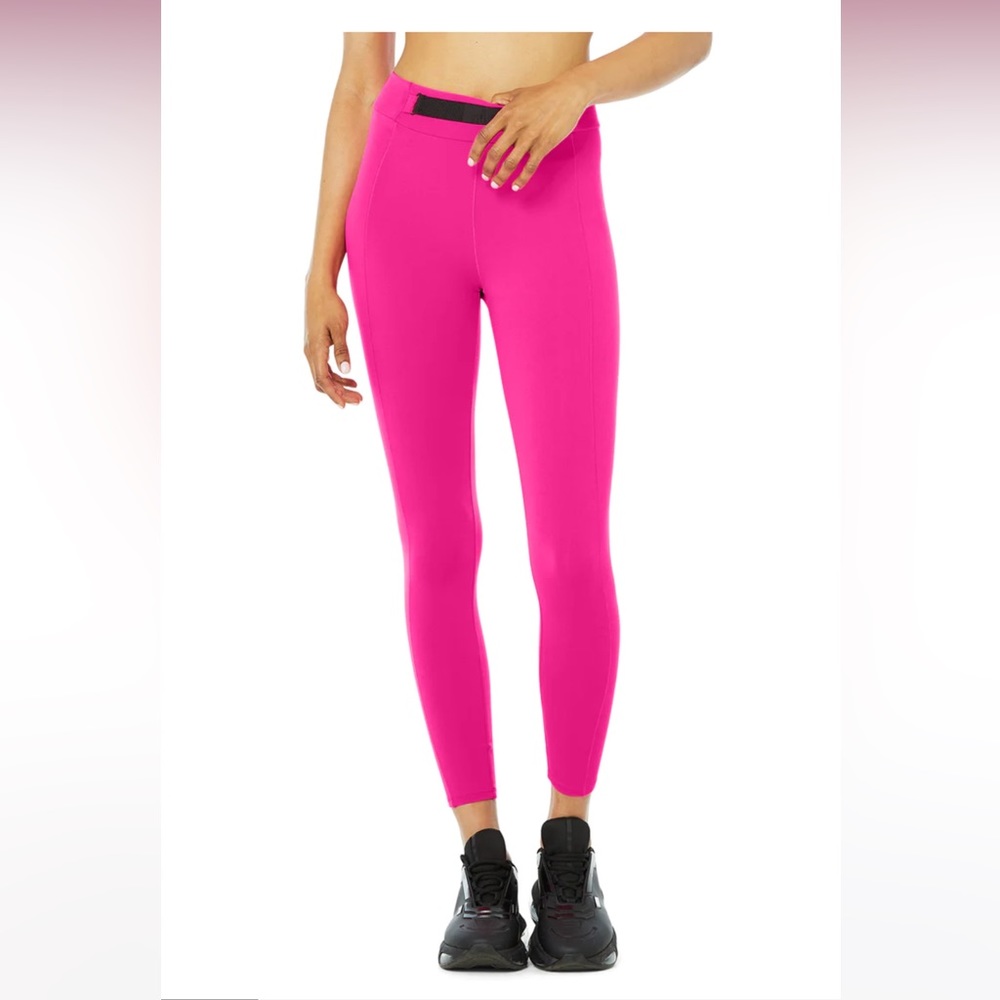 Alo yoga visionary hot pink legging. Brand new. Size medium
